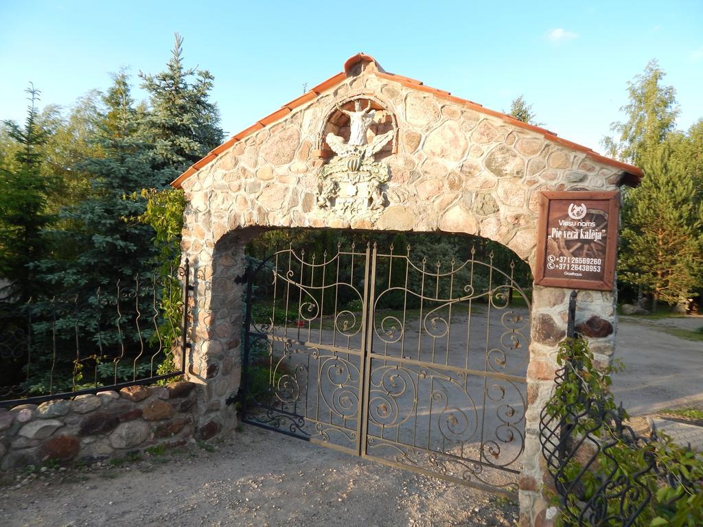 Pie Veca Kaleja Otel Daugavpils Dış mekan fotoğraf